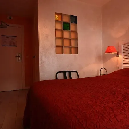 Hotel Adonis Sacre Coeur Roma 2*