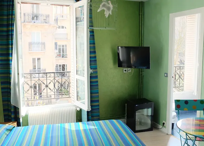 Adonis Sacre Coeur Roma 2*