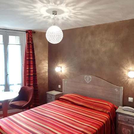 Adonis Sacre Coeur Roma فندق