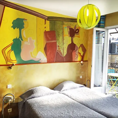 Adonis Sacre Coeur Roma باريس