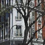 Adonis Sacre Coeur Roma Otel 2*
