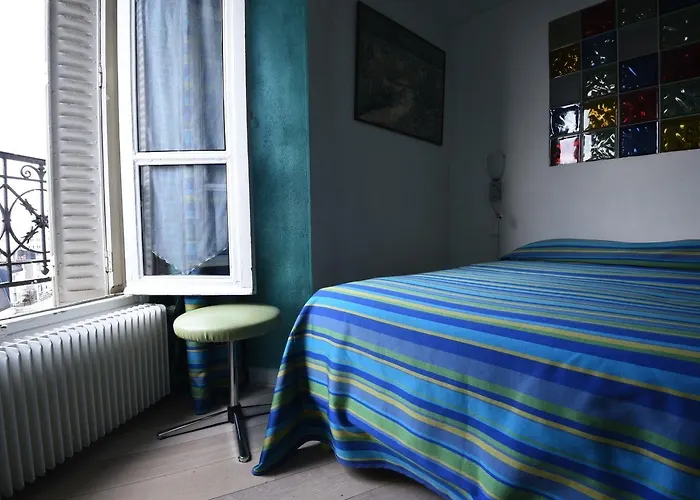 Adonis Sacre Coeur Roma ホテル